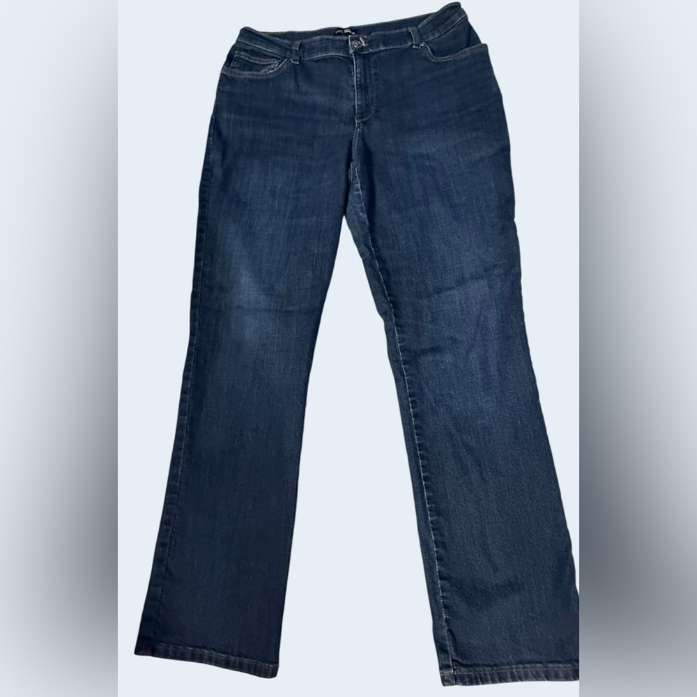 Lee Relaxed Fit Straight Leg Jeans Size 16 Dark Wash Denim EUC!